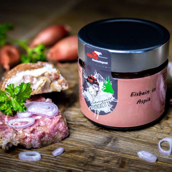 Eisbein in Aspik vom Mangalitza Wollschwein